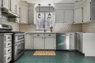 18 Haduk Dr, North Attleboro, MA 02760 - Photo 10