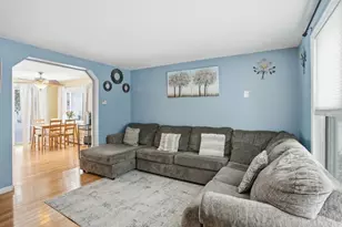 66 Buttonwood Ave, Sutton, MA 01590 - Photo 4