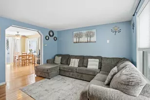 66 Buttonwood Ave, Sutton, MA 01590 - Photo 4