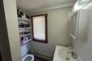 423 N East St, Amherst, MA 01002 - Photo 4