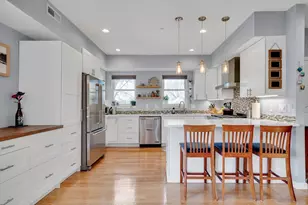 104 Holland St, Somerville, MA 02144 - Photo 2