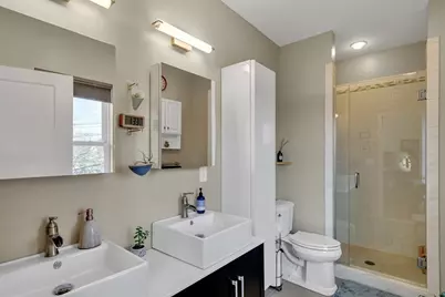 104 Holland St #3, Somerville, MA 02144 - Photo 8