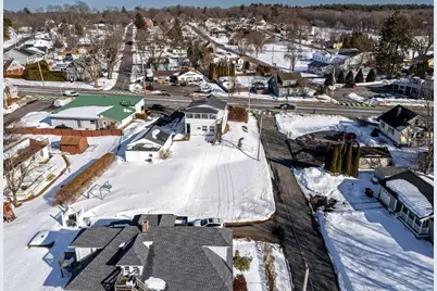 356 Newton St, South Hadley, MA 01075 - Photo 24