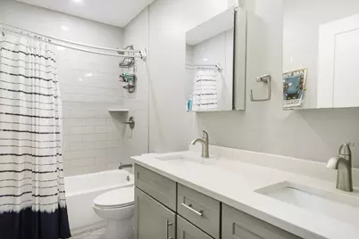 271 W 5th St, Boston, MA 02127 - Photo 16