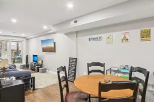 271 W Fifth St, Boston, MA 02127 - Photo 10