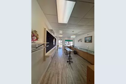 569 Main Street #1, Barnstable, MA 02601 - Photo 2