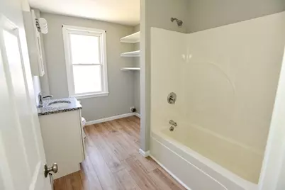 852 Somerset Ave, Taunton, MA 02780 - Photo 10