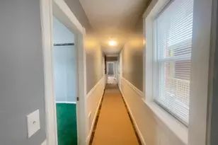 29 Wilcox St, Springfield, MA 01105 - Photo 8