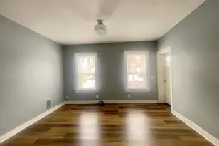 29 Wilcox St, Springfield, MA 01105 - Photo 6