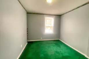 29 Wilcox St, Springfield, MA 01105 - Photo 6