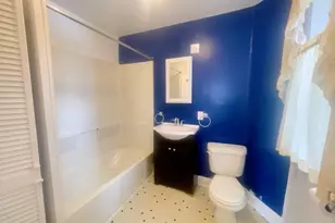 29 Wilcox St, Springfield, MA 01105 - Photo 8