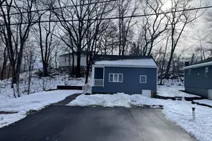 8 Chamberlain Rd, Shrewsbury, MA 01545 - Photo 1