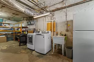 101 Winthrop Rd, Brookline, MA 02445 - Photo 24