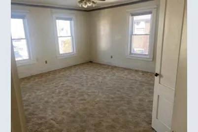 32 Vernon St, Waltham, MA 02453 - Photo 22