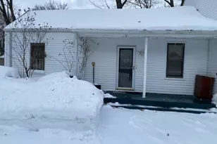 32 Vernon St, Waltham, MA 02453 - Photo 6
