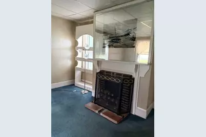 32 Vernon St, Waltham, MA 02453 - Photo 16