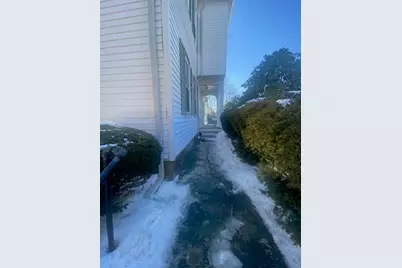 32 Vernon St, Waltham, MA 02453 - Photo 36