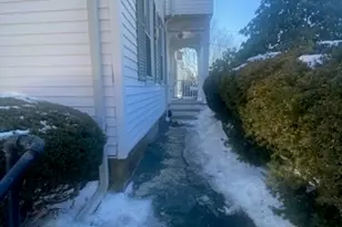 32 Vernon St, Waltham, MA 02453 - Photo 36