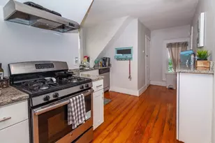 10 Thurston St, Somerville, MA 02145 - Photo 2