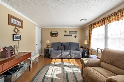 268 N. Liberty St., Belchertown, MA 01007 - Photo 8