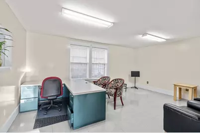 355 Haverhill St, Lawrence, MA 01840 - Photo 8