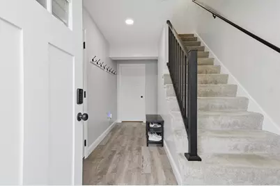 10 Eighth Avenue #1, Haverhill, MA 01830 - Photo 4