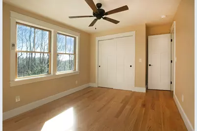 12 Warren Ave #B, Amesbury, MA 01913 - Photo 6