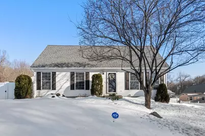 15 Cross St, Chicopee, MA 01013 - Photo 1