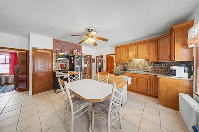 992 Lees River Ave, Somerset, MA 02726 - Photo 8