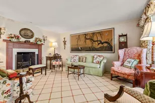 17 Fairgreen Pl, Brookline, MA 02467 - Photo 8