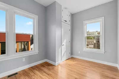 365 E St, Boston, MA 02127 - Photo 12