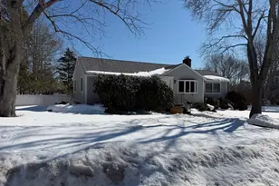 2 Sachem Rd, Peabody, MA 01960 - Photo 14