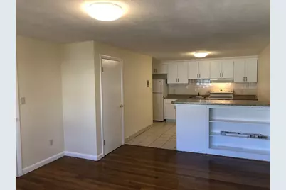 51 Laighton St #7, Lynn, MA 01902 - Photo 2