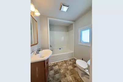 33 N Sullivan Rd #1, Charlton, MA 01507 - Photo 12