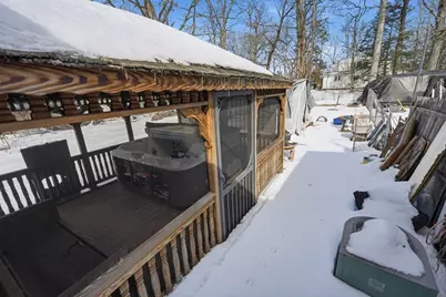 1026 Suffield St, Agawam, MA 01001 - Photo 28