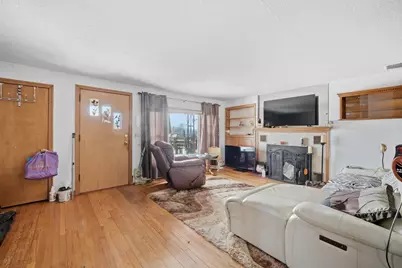 1026 Suffield St, Agawam, MA 01001 - Photo 8
