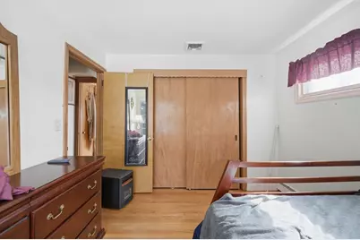 1026 Suffield St, Agawam, MA 01001 - Photo 18