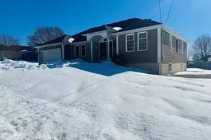 115 River Rd, Somerset, MA 02725 - Photo 2