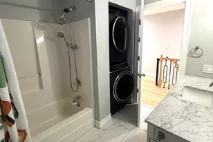 10 Oakwood Ct, Framingham, MA 01701 - Photo 14