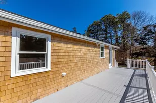 24 Weatherglass Ln, Falmouth, MA 02536 - Photo 32