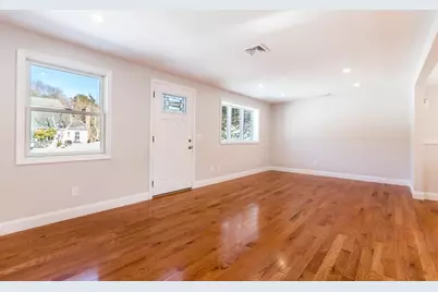 24 Weatherglass Ln, Falmouth, MA 02536 - Photo 4