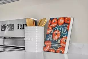 127 Centre St, Brockton, MA 02302 - Photo 18