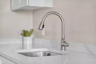 127 Centre St, Brockton, MA 02302 - Photo 20