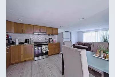 1 Washington St, Revere, MA 02151 - Photo 6