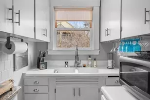 13 Leslie O Johnson Rd, Gloucester, MA 01930 - Photo 10