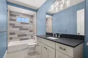 23 Chickatawbut St, Boston, MA 02122 - Photo 34