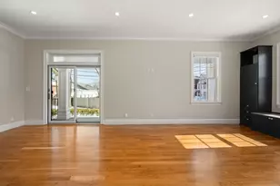 23 Chickatawbut St, Boston, MA 02122 - Photo 16