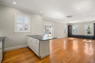 23 Chickatawbut St, Boston, MA 02122 - Photo 8