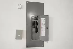 23 Chickatawbut St, Boston, MA 02122 - Photo 34