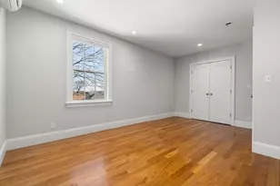 23 Chickatawbut St, Boston, MA 02122 - Photo 28